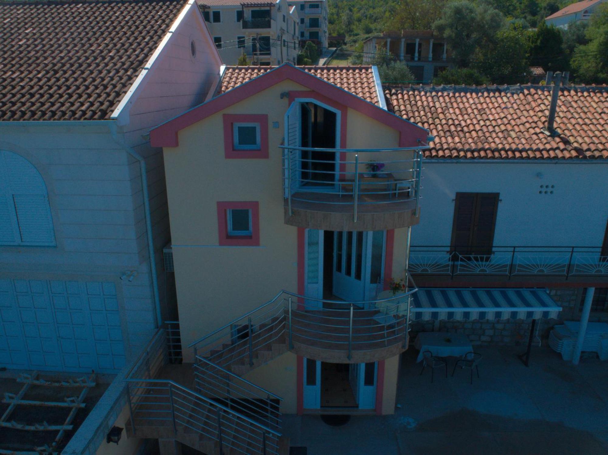 Porto Del Sole apartments Teodo Esterno foto